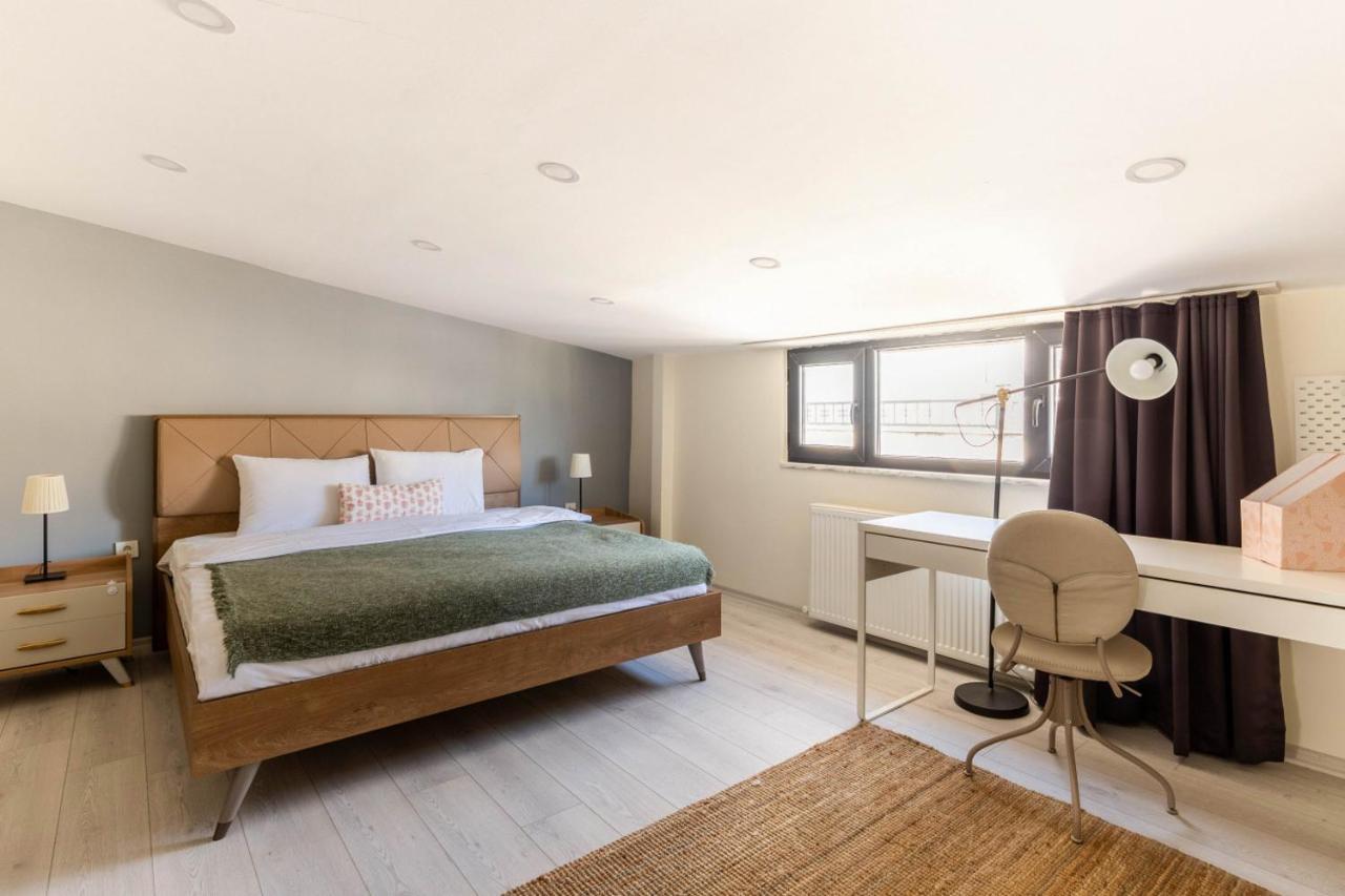 Exquisite Flat With Terrace In Nisantasi Appartement Istanboel Buitenkant foto